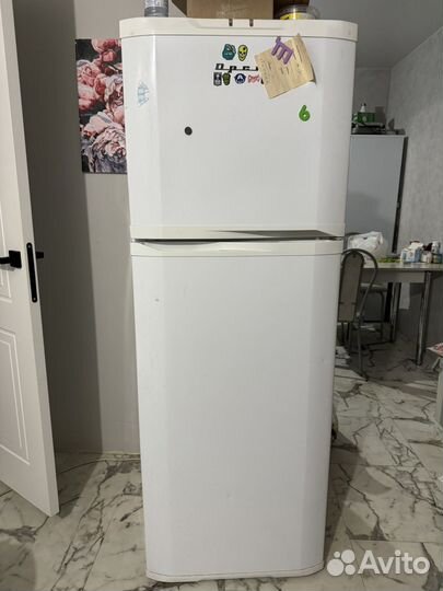 Холодильник