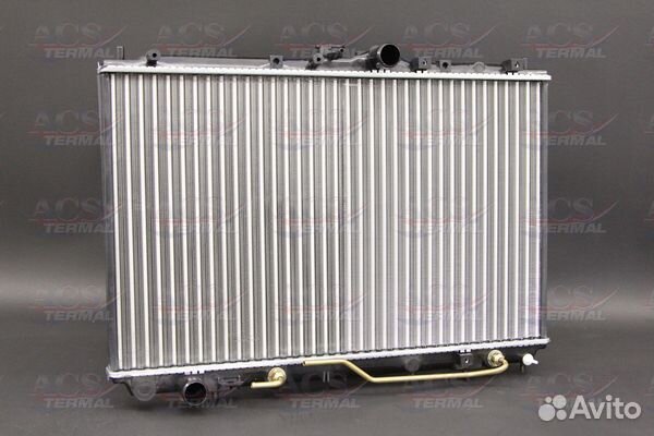 Радиатор охлаждения Митсубиси Спейс Гир 1.6-1.8 96