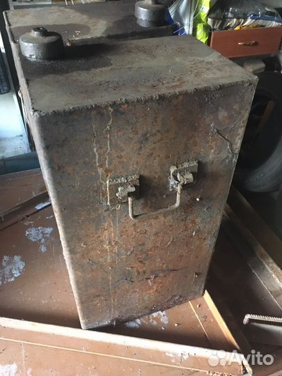 Канистра 20л