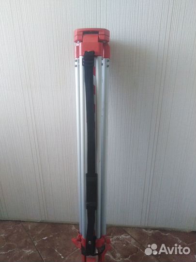 Штатив для нивелира бу