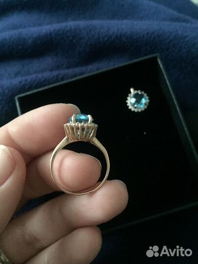 Серебряные серьги и кольцо