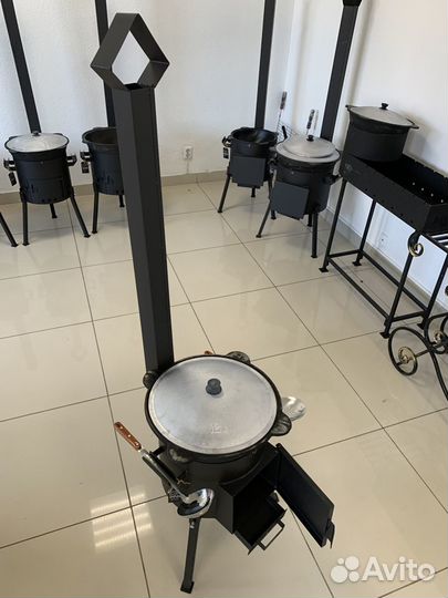 Казан чугунный с Печкой с зольником 12 литров