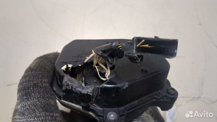 Заслонка дроссельная Volkswagen Caddy