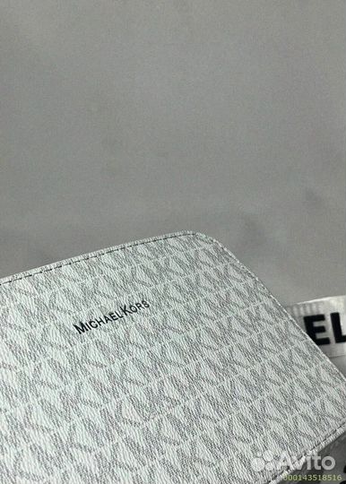 Michael Kors: изысканная сумка через плечо