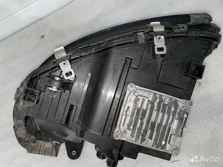 Фара правая Mercedes-Benz C-Класс A2059062804