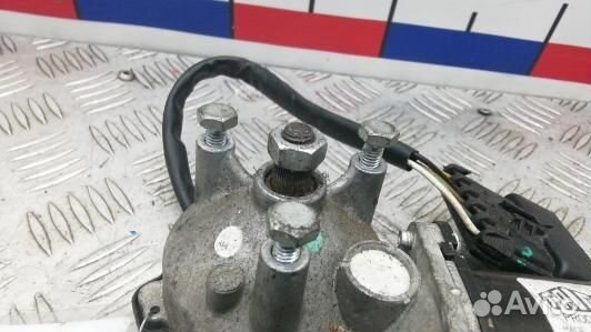 Мотор стеклоочистителя лобового стекла opel meriva