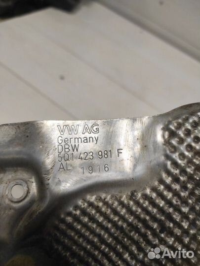 Тепловой экран Skoda Octavia A7 cwva 2016