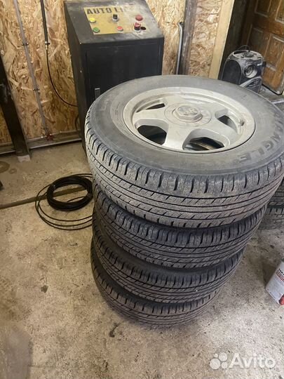 Продам колеса r15