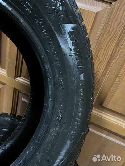 Viatti Brina Nordico V-522 185/70 R14 88T