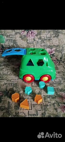 Трактор с прицепом, автобус сортер