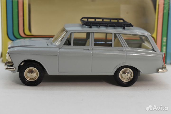 Москвич 427 Дача модель 1:43
