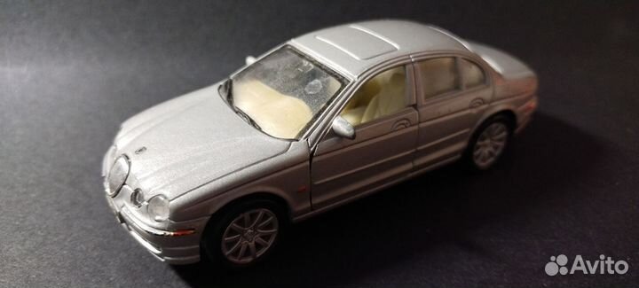 Машинки motormax 1/43 и не только