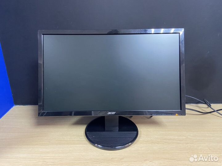 Монитор Acer 22
