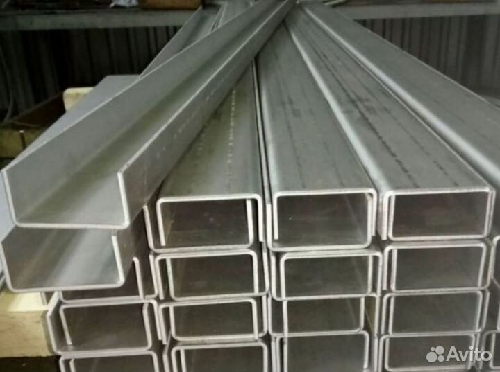 Прямой швеллер