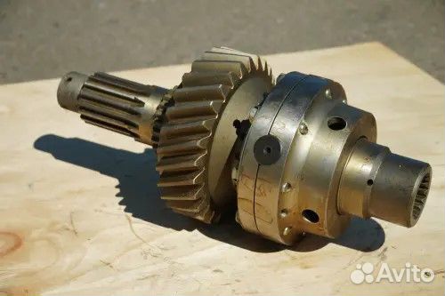 Дифференциал межосевой (28 зуб.) Маз-5516,64248