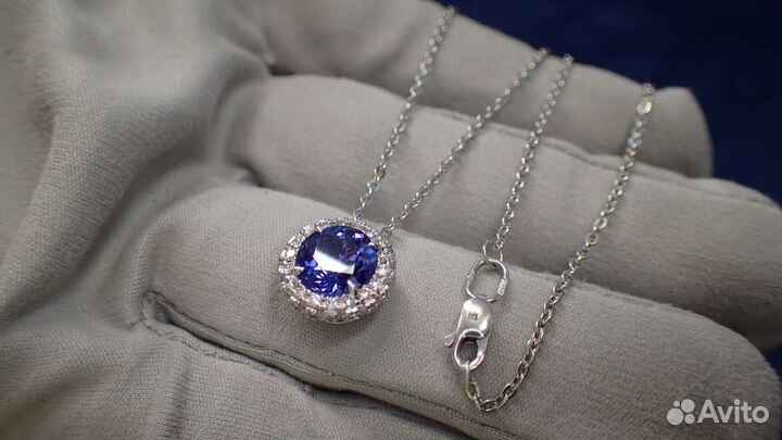 Золотой кулон с танзанитом Evgeny Matveev