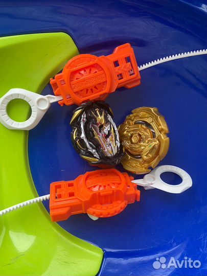 Арена с волчками Бей Блэйд