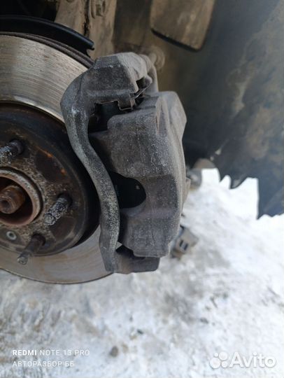 Суппорт передний правый chevrolet cruze