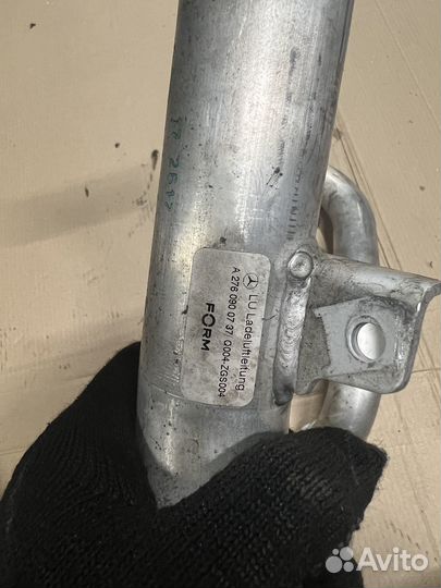 Патрубок интеркулера на Мерседес w213 M276