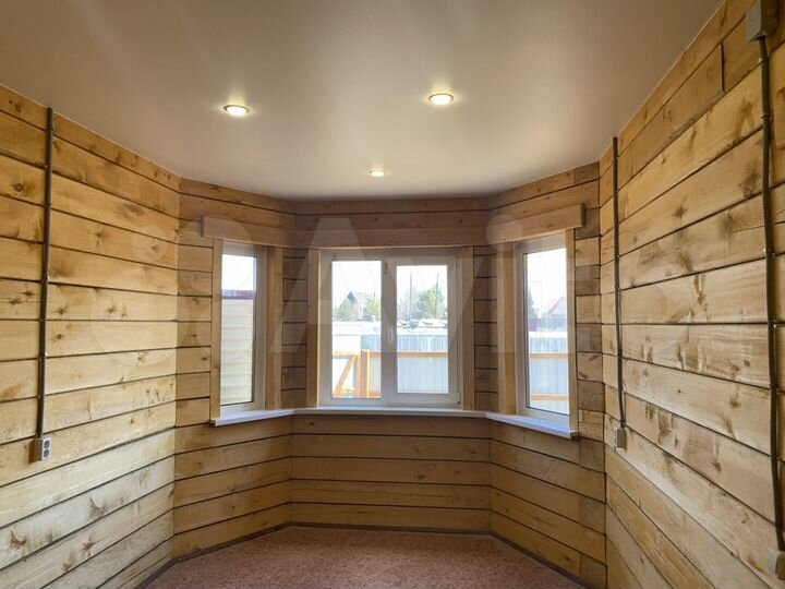 Дом 125 м² на участке 9 сот.