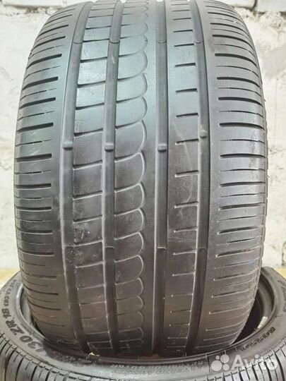 Pirelli P Zero Rosso 285/30 R18 93Y