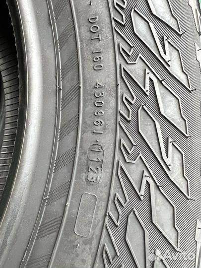 Nokian Tyres Hakkapeliitta LT3 275/65 R20