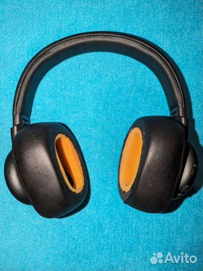 Беспроводные наушники Harman Kardon FLY ANC