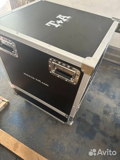 T+A 40 HV усилитель мощности 1000 Вт