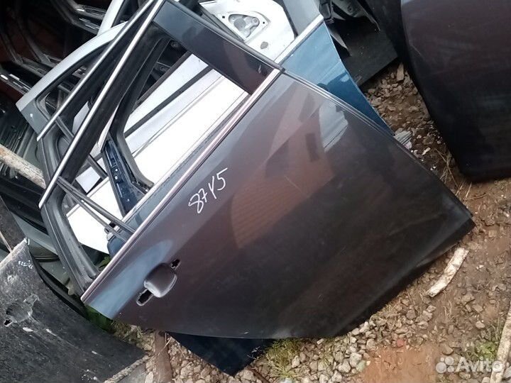 Задняя левая и правая дверь Опель Инсигния