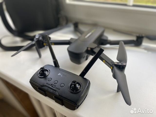 Квадрокоптер (дрон) hubsan zino PRO+