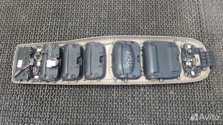 Бардачок Toyota Sequoia, 2001