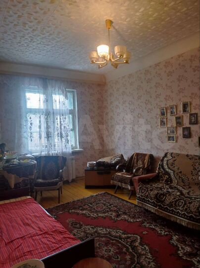 2-к. квартира, 58 м², 3/3 эт.