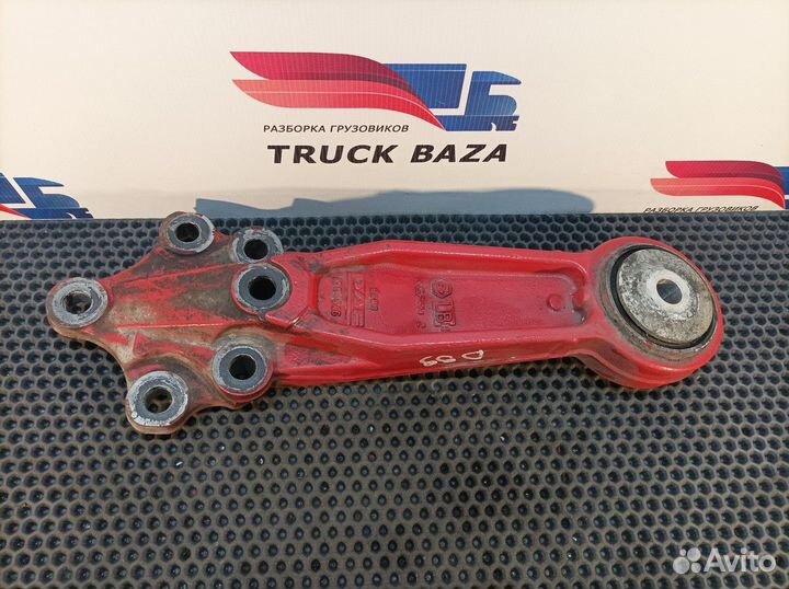 Кронштейн торсиона кабины правый