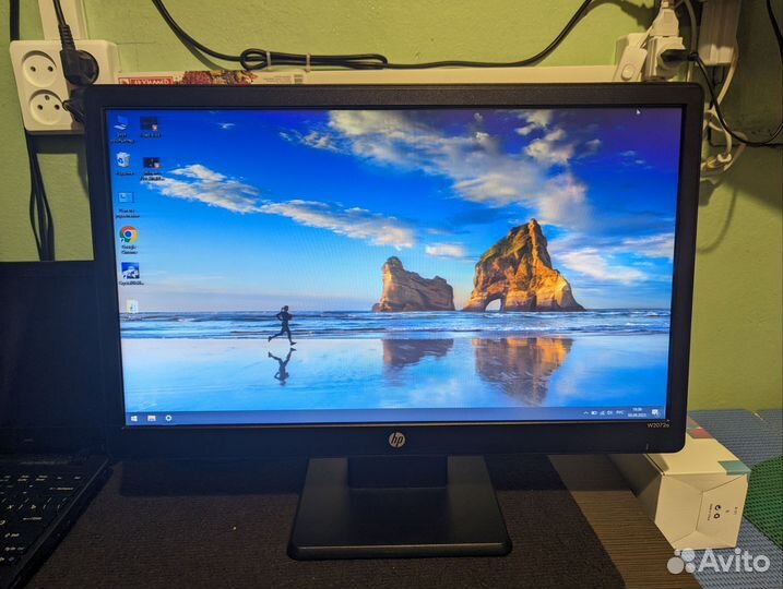 Монитор HP 20