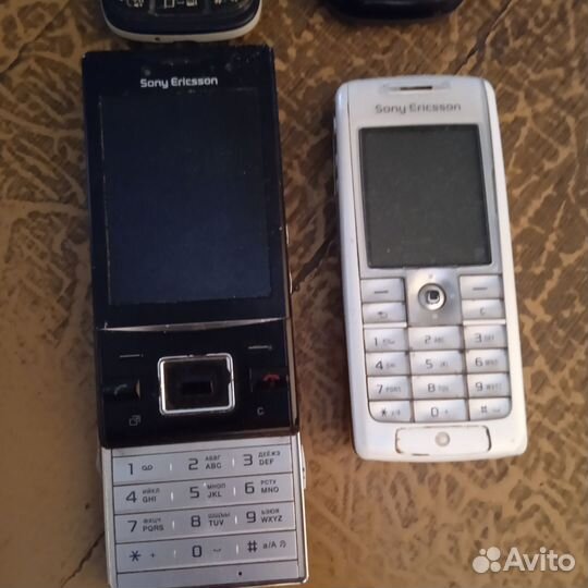 Sony Ericsson J120i