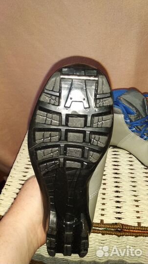 Лыжные ботинки детские размер 36 и 33