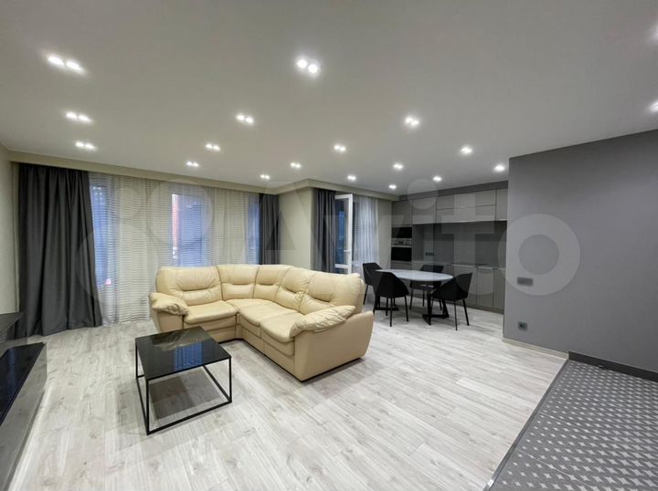 2-к. квартира, 75 м², 8/17 эт.