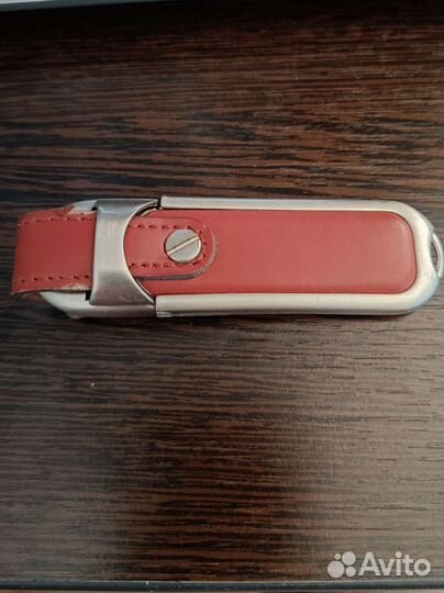 Сувенирная флешка 8 Гб Казань Универсиада 2013