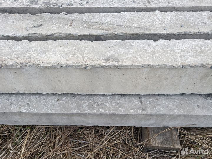 Столбик бетонный