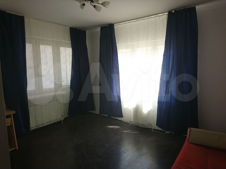 2-к. квартира, 55 м², 1/16 эт.