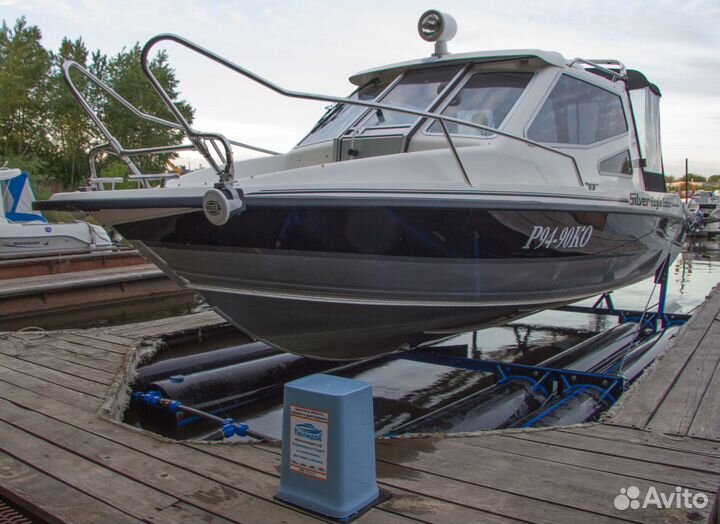 Понтон-подъемник для катеров (плавучий док)