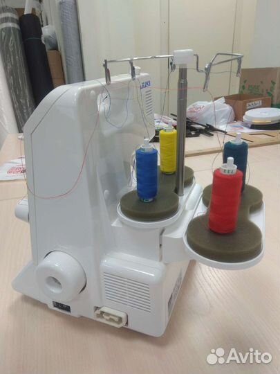 Оверлок для швейной машины