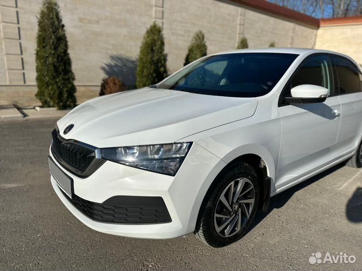 Skoda Rapid 1.6 AT, 2021, 251 000 км