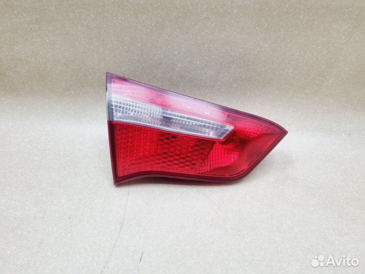 Фонарь задний левый Kia Rio 3 1.4 G4FA MT 2014