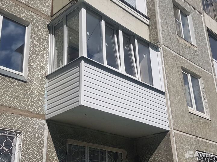 Остекление и отделка балконов