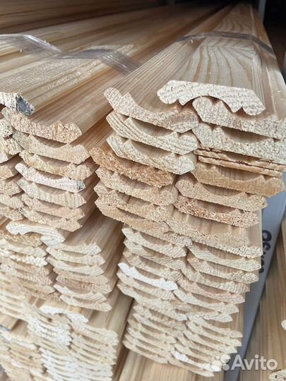 Плинтус хвоя