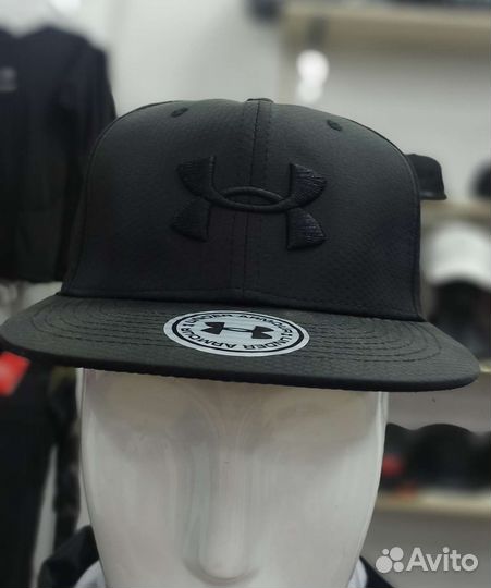 Бейсболка under armour