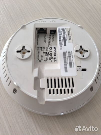 Точка доступа FortiAp 321C