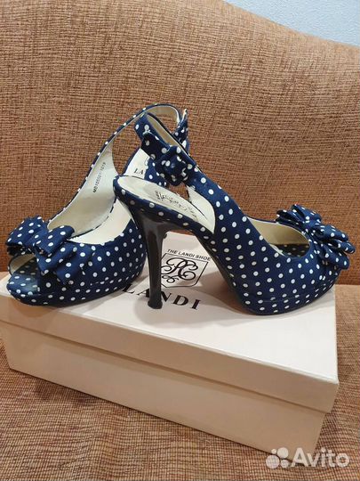 Босоножки женские и туфли 38 размер