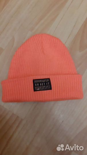 Шапка осенняя для девочки 8-12 лет